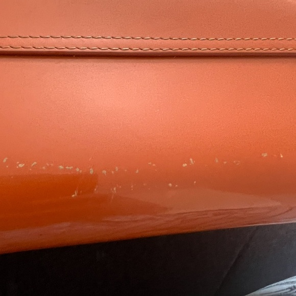 Elegant Orange & Tan Shoulder Bag - Picture 9 of 10